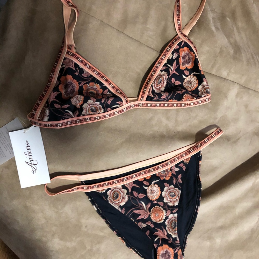 Arnhem bikini